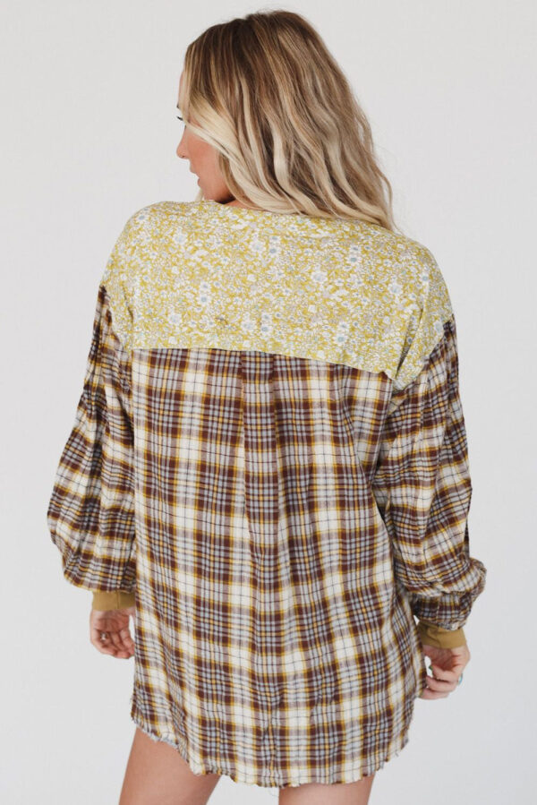 Red Floral Plaid Mixed Print Bishop Sleeve Patchwork Top - Image 24
